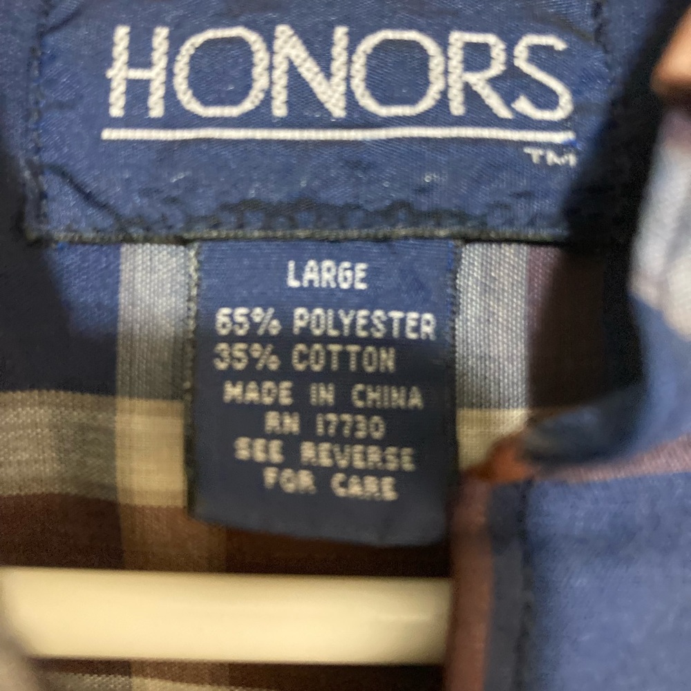 Men’s button down - Picture 4 of 4